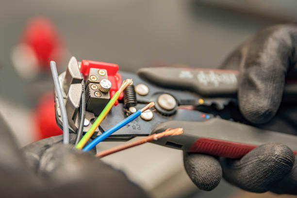 Best Commercial Electrician Services  in Wliamsvle, IL